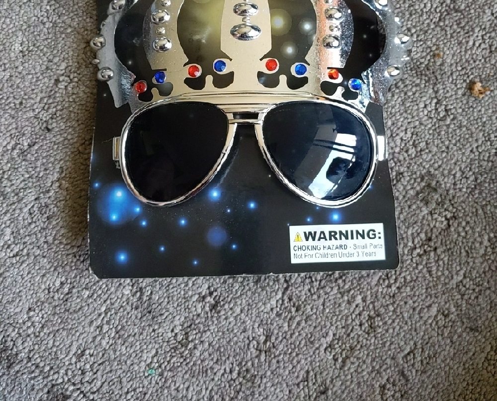 His and Hers Party Glasses - Picture 2 of 3